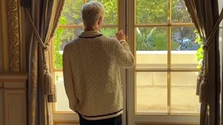 ییبو در پاریس