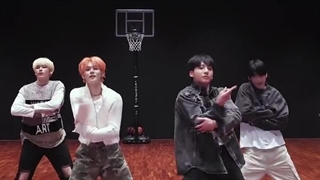 جونگکوک و تی‌اکس‌تی چالشِ chasing that feeling رو باهم رفتن