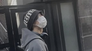 کپشن رو لطفا بخونید ♡♡ ( جواب کامنت های ناشناس)