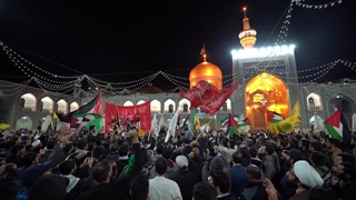 برافراشته شدن پرچم سیاه حرم مطهر رضوی به مناسبت شهادت مردم غزه در بمباران رژیم صهیونیستی