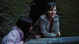 دانلود فیلم از تاریکی نترس