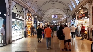 1018-بازار بزرگ استانبول|تور پیاده روی استانبول بازار بزرگ