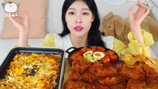ASMR MUKBANG| FRIED CHICKEN AND FIRE NOODLES EATING
