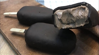 بستنی شکلاتی فقط 3 ماده در 3 دقیقه خوشمزه ترین بستنی که تا به حال خوردم