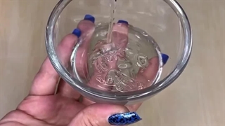 استفاده از گلاب برای آبرسانی پوست صورت