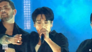 اجرای جونگکوک در میدان نیویورک تایمز با کیفیت HD(قسمت دوم)