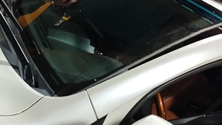 مجتمع خدمات خودروی اوکا/ نصب و تعویض شیشه خودرو