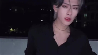 ریکی خیلی زیباست:)