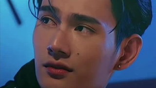 ولم کنیننن۳ تا در حال پخش دارم میبینم در تلاشم اینم نبینم ک نشه ۴ تا ولی خیلی تعریفشو شنیدم نمیدونم چیکار کنم