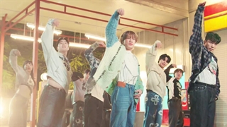 موزیک ویدیوی  '하나만 해'  از بنگ یدام