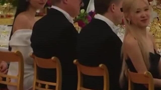 منتشر شده از دخترا در مهمانی دولتی کره جنوبی در کاخ باکینگهام