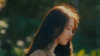 موزیک ویدیو Yoona به نام knock + زیرنویس فارسی آنلاین