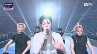 اجرای گروه TREASURE در مراسم ماما ۲۰۲۳ BONA BONA