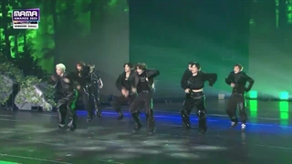 All moments گروه team& در مراسم MAMA2023