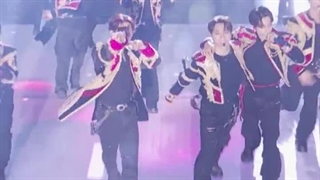 بخشی از اجرای سونتین با آهنگ God of music در جشنواره ماما 2023