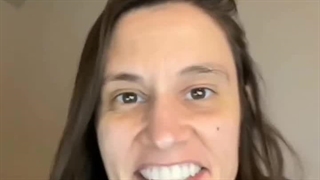 ویدیو خانمی که شباهت خیلی زیادی به جیم کری دارد