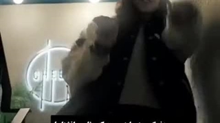 هعی زندگیا همه شده فیک و تظاهر…. بس کنین