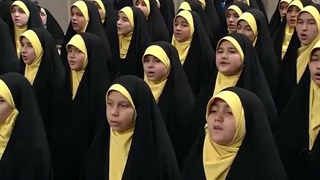 همخوانی زیبای دختران در محضر رهبر انقلاب
