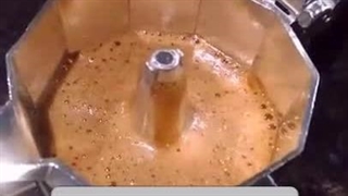 حرفه‌ای‌ترین راه برای سرو قهوه در خانه با قهوه ساز موکاپاد