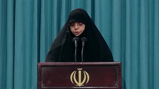 سخنان خانم رقیه سادات مومن کارشناس مطالعات زنان محضر رهبر معظم انقلاب ۱۴۰۲/۱۰/۶