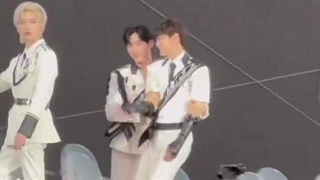 هائوبینی که بعد شیرین کاری به زیرزا دست تکون میدنو میخوام....