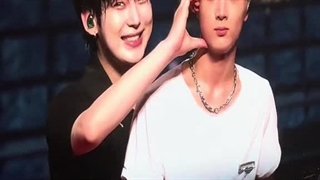 جوری که جی جلوی خودشو میگیره به سونو چیزی نگه خیلی قابل ستایشه:خندهههه::گریههه: