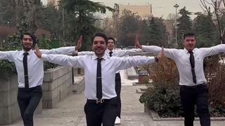 آموزش رقص آذری با پر انرژی ترین گروه