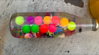 هنر رضایت بخش خرد کردن چیزهای ترد و نرم!!