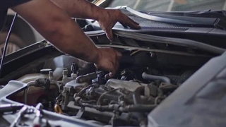 تعمیر موتور خودرو توسط امداد خودرو سرچم