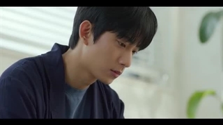 قسمت سوم مثلث عاشقانه امون  لطفا کانال آپاراتم رو دنبال کنید.متشکرم.