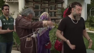 دانلود کامل رایگان فیلم جدید هولیا 1402 برای دانلود این فیلم رو لینک زیر کلیک کنید