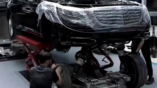 رفتار دردناک با مرسدس اس۵۰۰