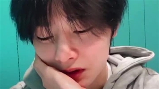 کامنت: ”خیلی از مردم متنفرم”