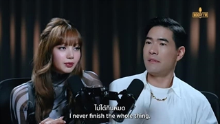 Woody FM × Lisa / most exclusive talk ever in Thailand ( درخواستی )