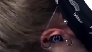 مومنت هایی از پسرا که اشک ادم رو درمیاره(بی تی اس)