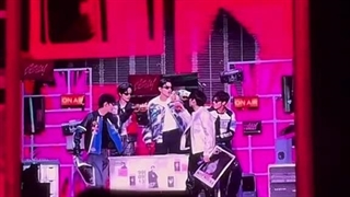 !Go hit that GGUMMMMM (OT5 ver.)