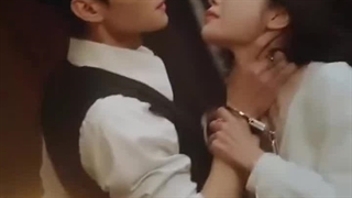 تولد‌دوباره‌ی‌ماه